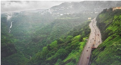 Scenic view of the Pune-Mumbai expressway at Khandala